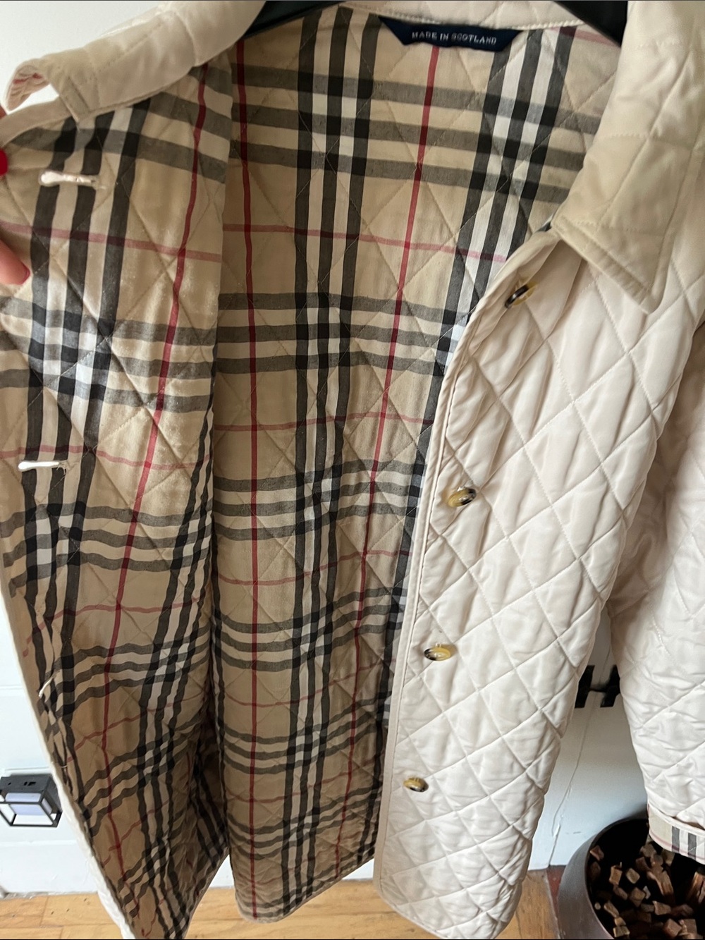 Burberry London Quilted Jacket Sz M Tan Quilted Short Mimalist Quiet Luxury - Picture 2 of 4